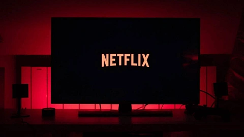 Netflix Türkiye’de Zirve Değişti! 10-16 Şubat Haftasının En Çok İzlenen Dizi ve Filmleri