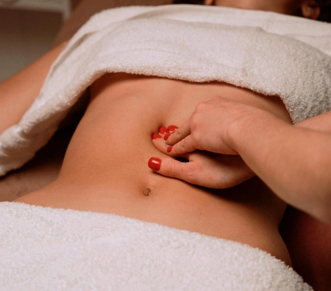 Liposuction Nedir? Karın Germe Ameliyatı ile Farkları?