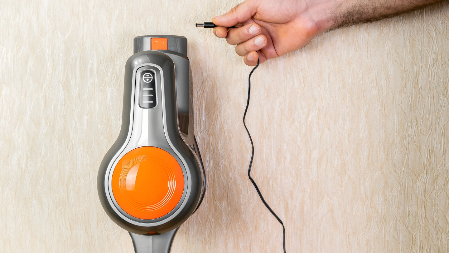 Evlerde Pratikliğin Adresi Shark Power Detect Clean & Empty Batarya Teknolojisi Nedir?