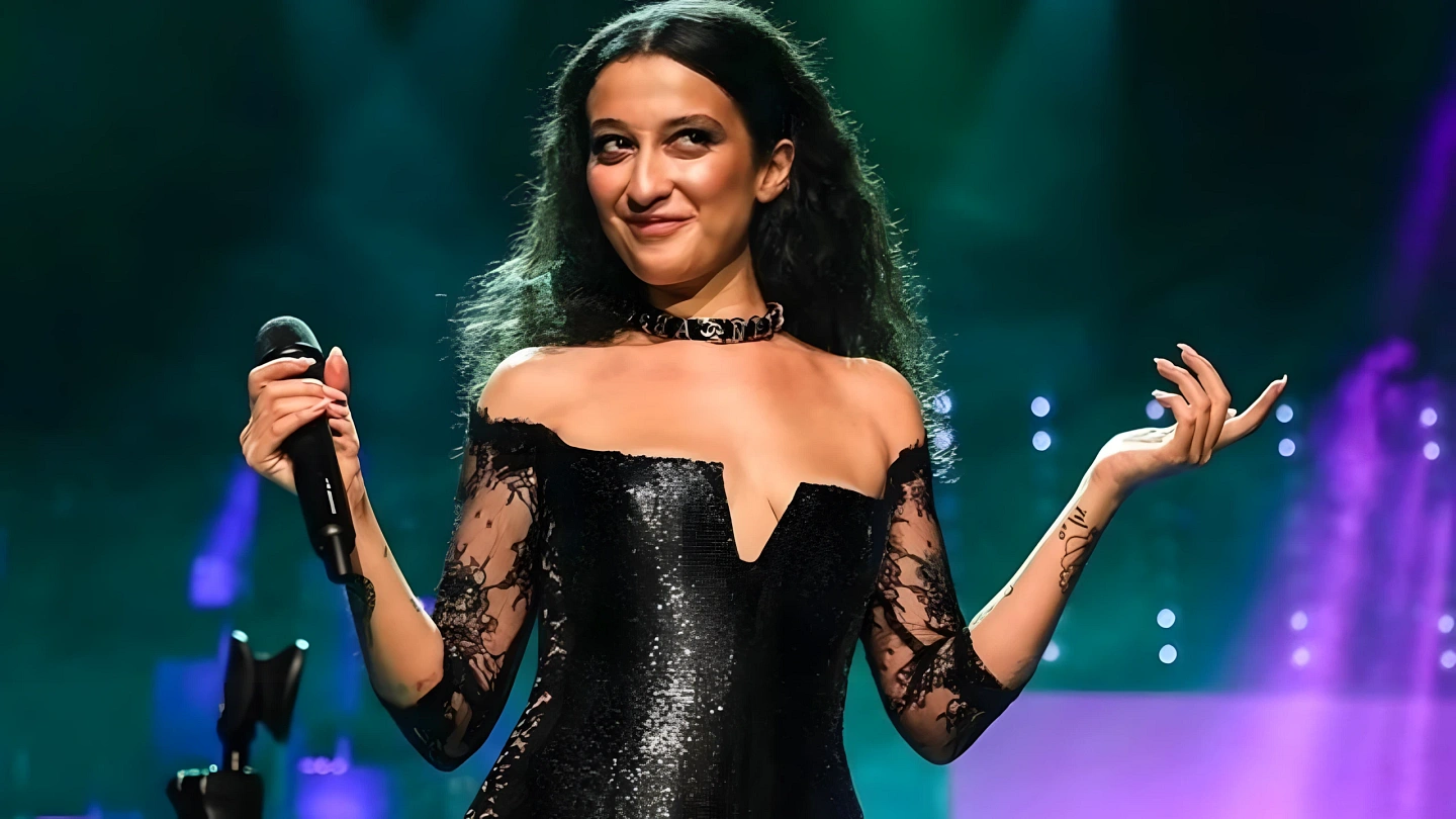 Melike Şahin Aşk Hayatı Şaşırttı! Sedat Arpalık Konsere Gelmedi mi