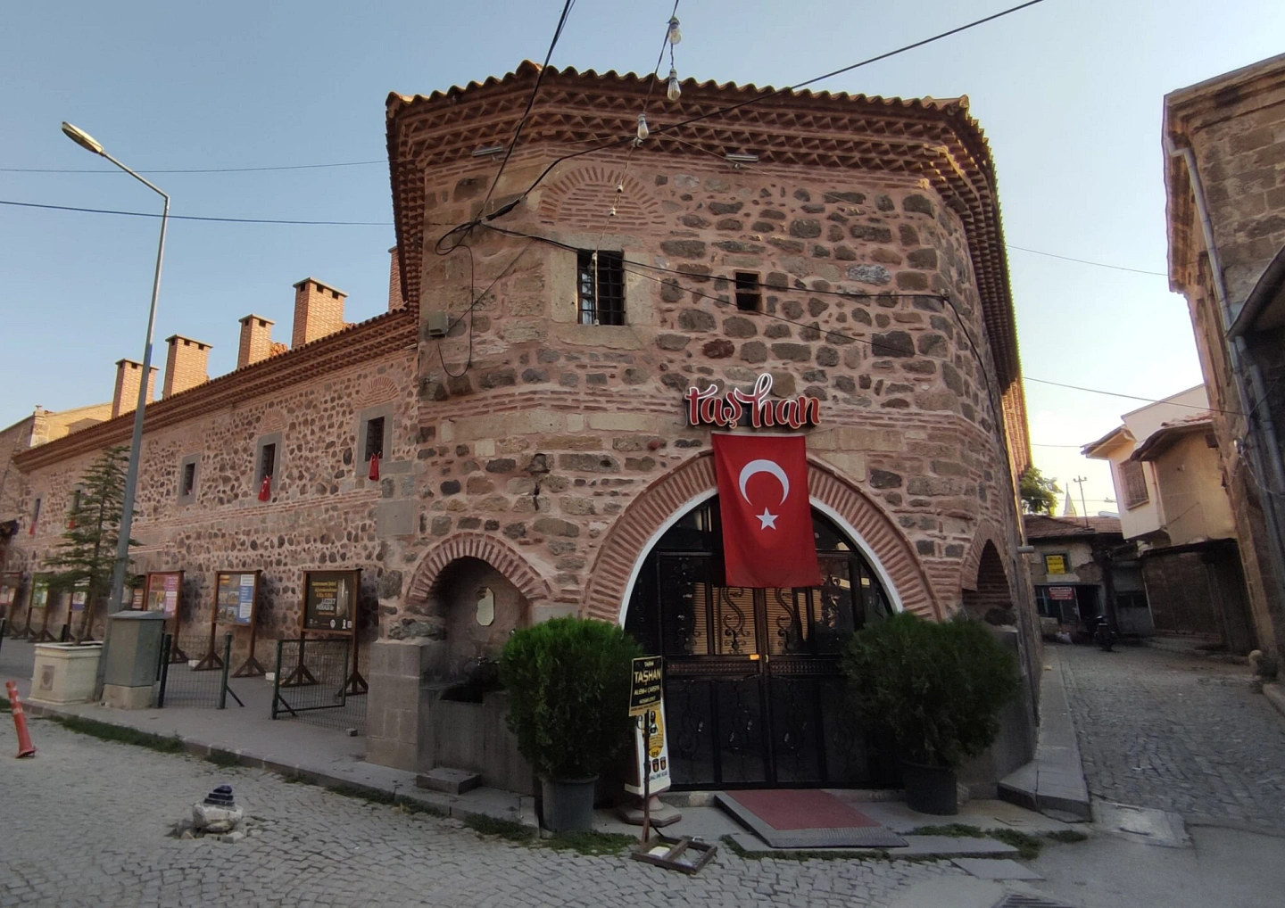 Taşhan