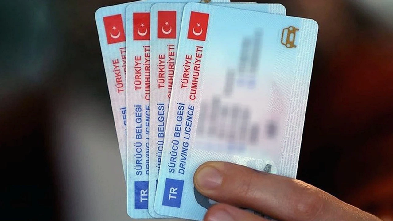 Ehliyet Yenileme Süresi Yeniden Uzatıldı: Son Tarih 31 Ekim 2025