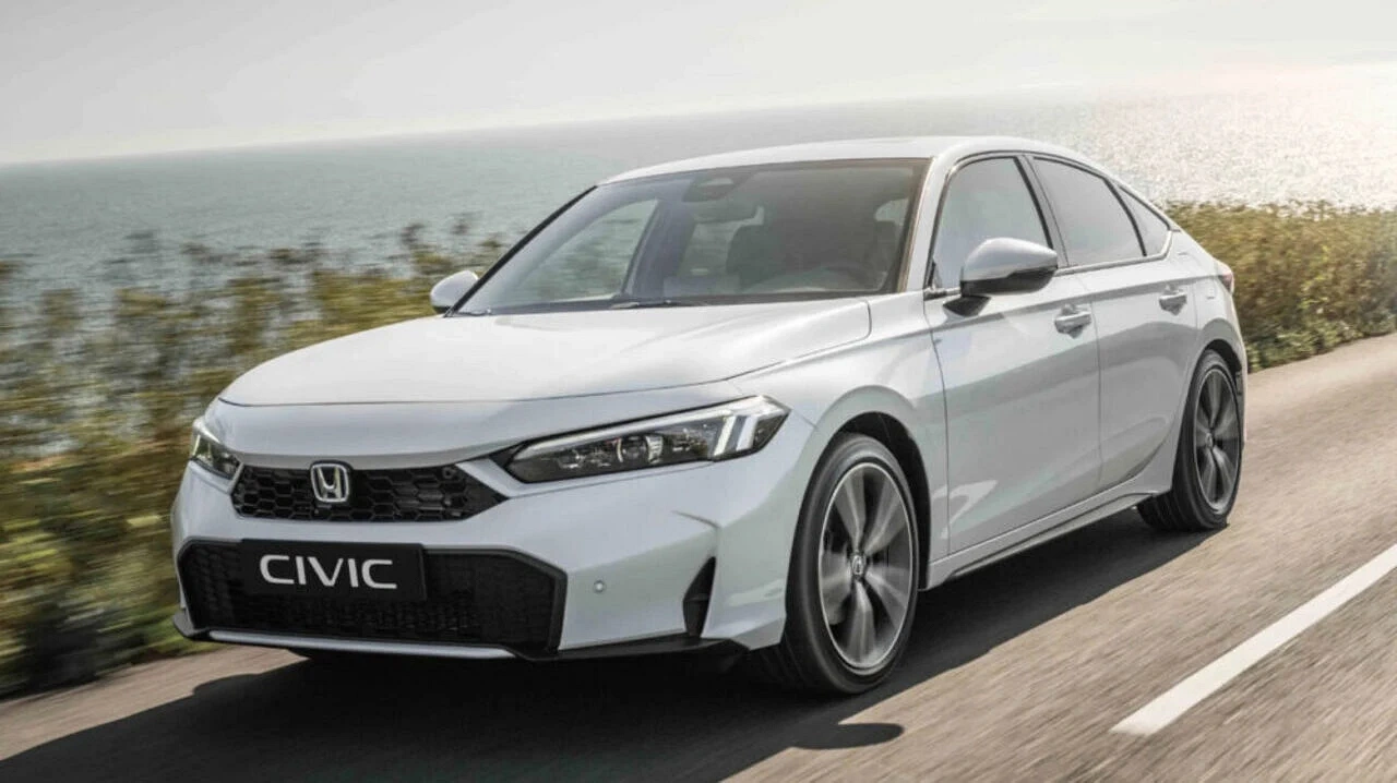 Honda Civic Makyajlı Modeliyle 2025 Yılında Yenileniyor